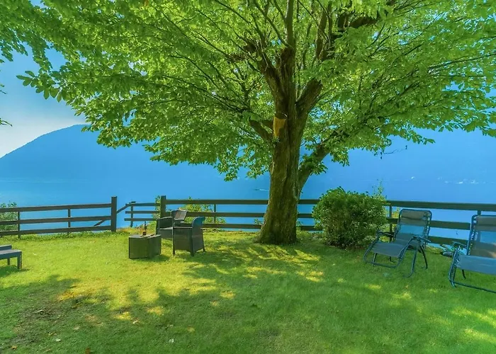 Casa Della Dolce - Terrace & Exclusive Dock Semesterbostad *