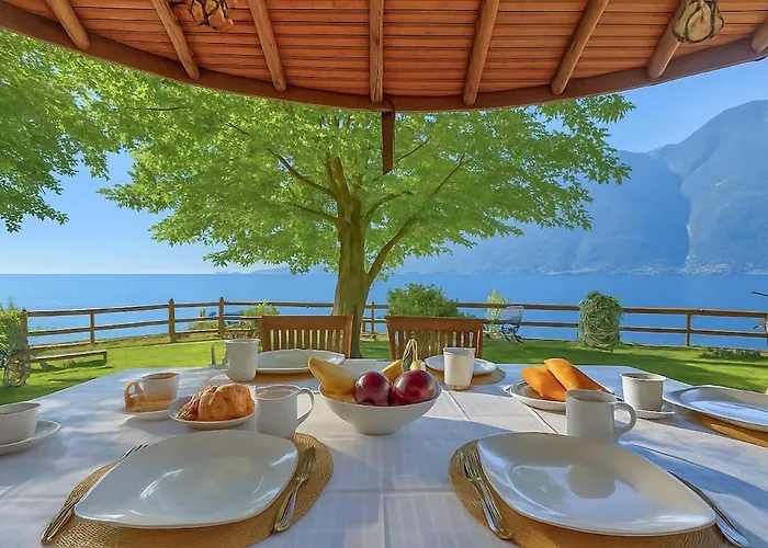 Casa Della Dolce - Terrace & Exclusive Dock Nesso