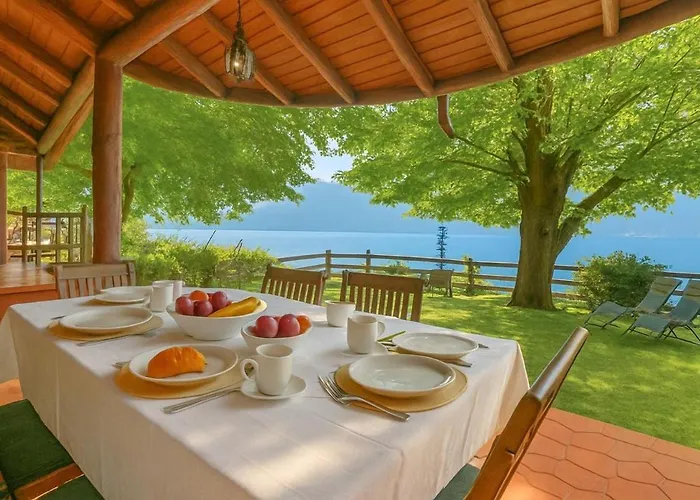 Casa Della Dolce - Terrace & Exclusive Dock Ferienhaus Nesso