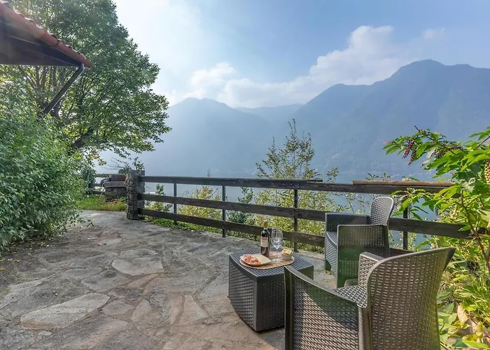 Casa Della Dolce - Terrace & Exclusive Dock * Нессо