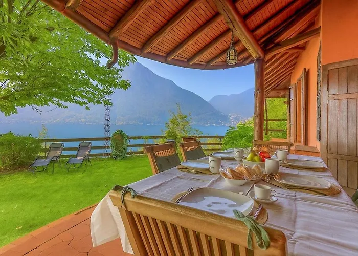 Casa Della Dolce - Terrace & Exclusive Dock 度假居